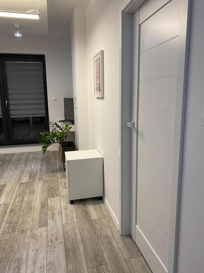 Dobry Dom Apartment *